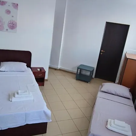 Проживання в сім'ї Casa Emelis Ефоріє-Норд